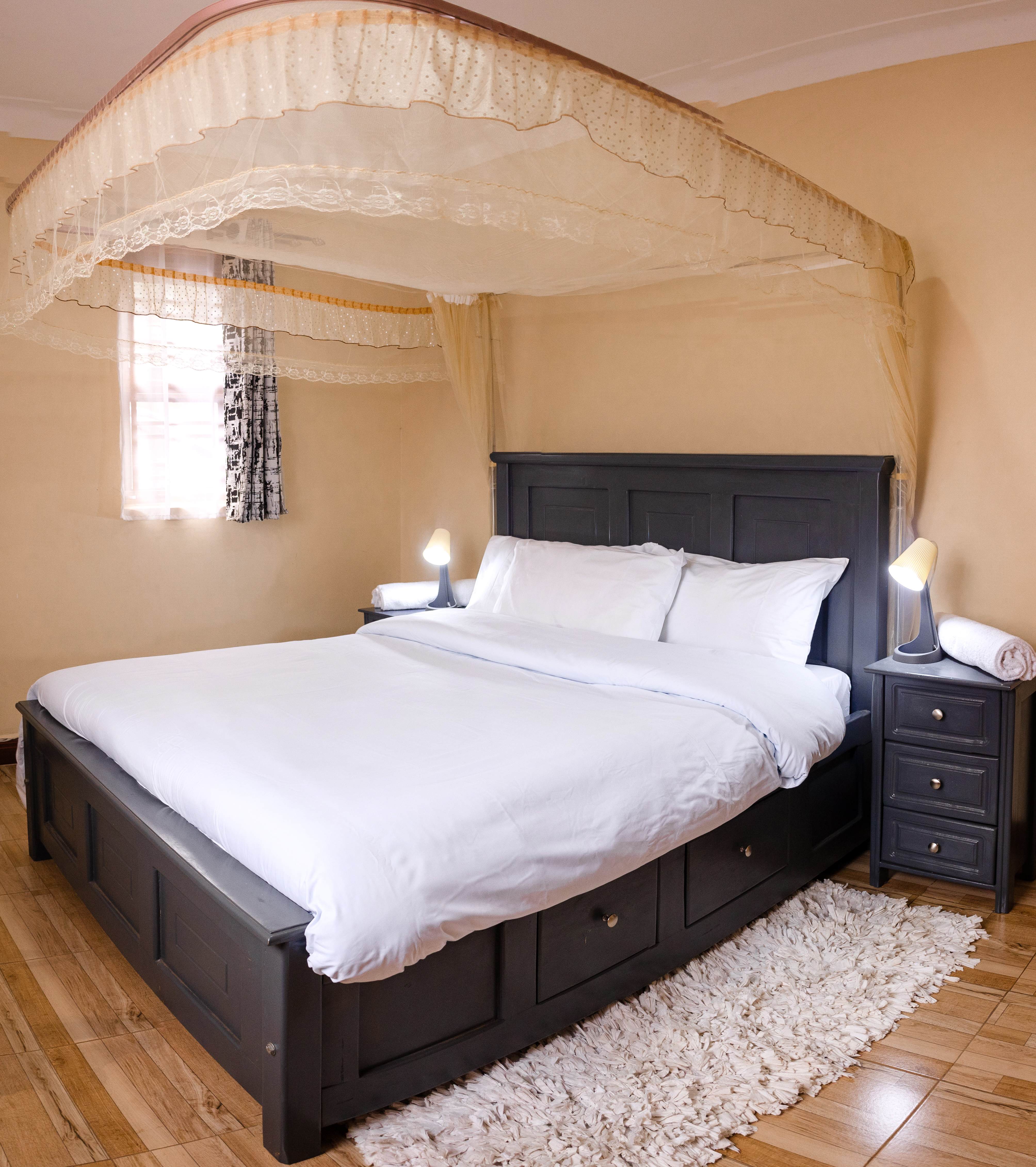Cleaning & Linen